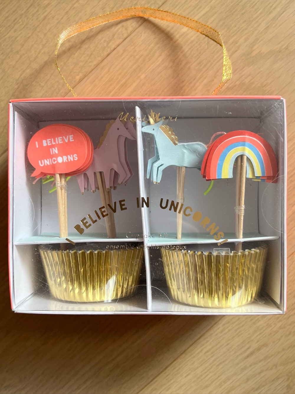 New Meri Meri “I believe in unicorns” cupcake kit (set of 24)